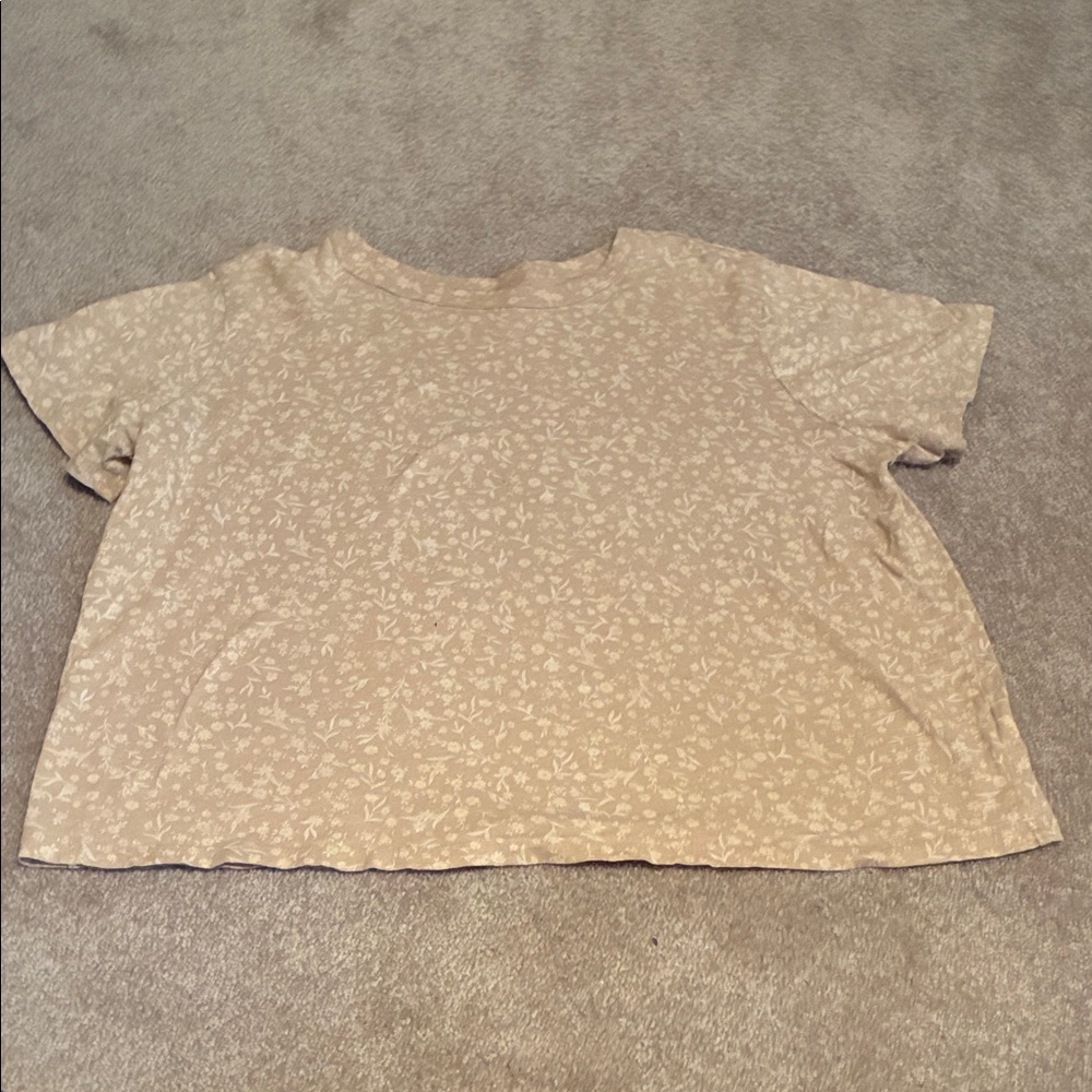 Old Navy Beige Floral Short Sleeve Top